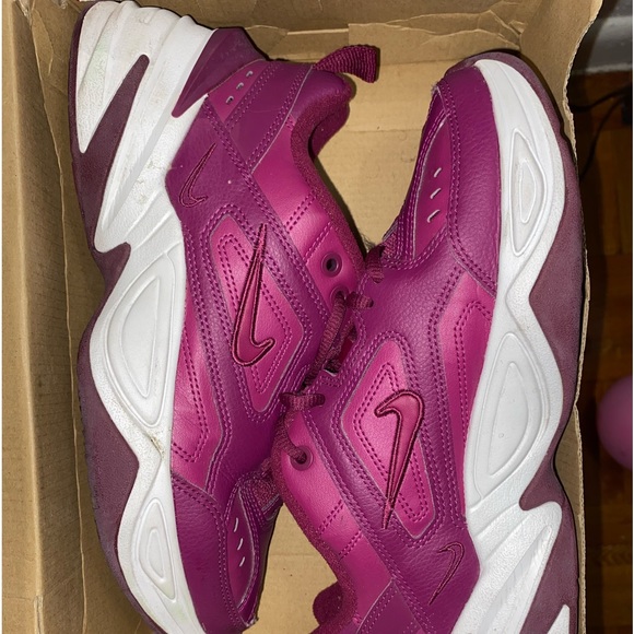 Nike Shoes - Wore once selling for 80 size 8 female